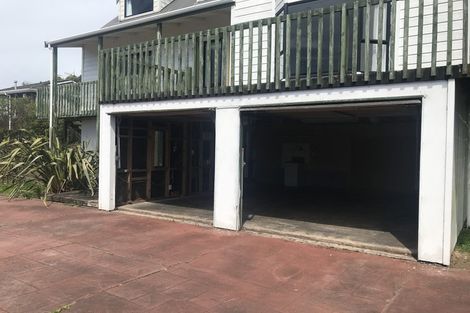 Photo of property in 17 Shastri Terrace, Khandallah, Wellington, 6035