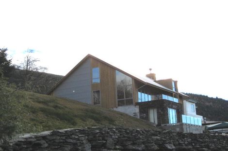 Photo of property in 7 Golden Terrace, Queenstown, 9300