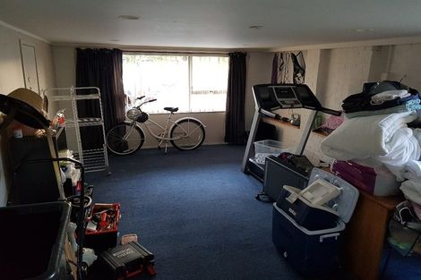 Photo of property in 4 Salas Place, Howick, Auckland, 2010