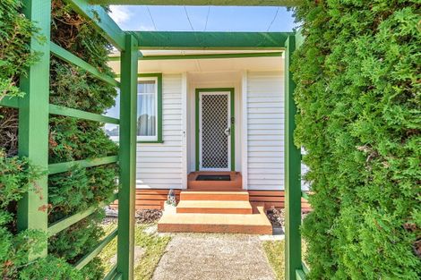 Photo of property in 323 Somme Parade, Aramoho, Whanganui, 4500