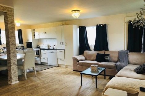 Photo of property in 1/30 Latham Avenue, Pakuranga, Auckland, 2010