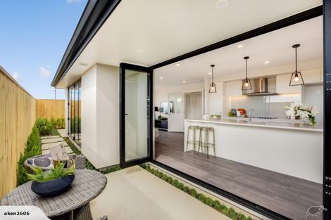 Photo of property in 14 Makete Crescent, Hobsonville, Auckland, 0618