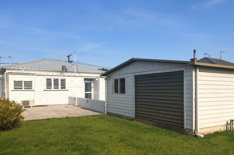 Photo of property in 16 Saint Joseph Street, Waipukurau, 4200