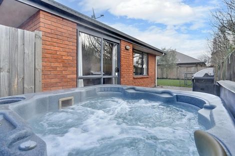 Photo of property in 8 Rubicon Place, Hei Hei, Christchurch, 8042