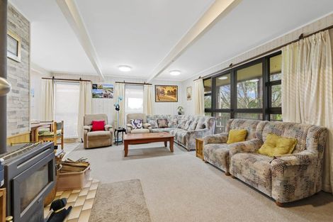 Photo of property in 33 Uatoto Road, Clarks Beach, 2122