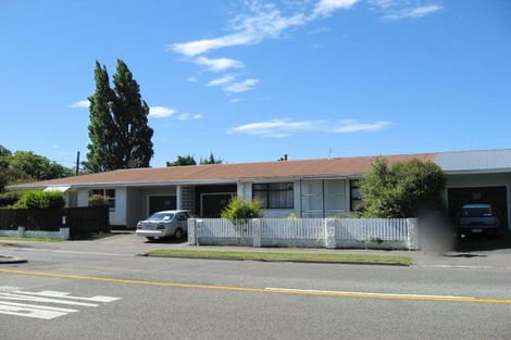 Photo of property in 2/108 Staveley Street, Avonhead, Christchurch, 8042