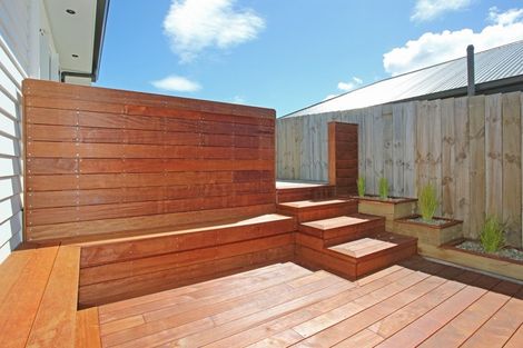 Photo of property in 32 Helenslee Road, Pokeno, 2402