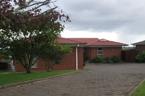 Photo of property in 9 Suzetta Place, Sunnyhills, Auckland, 2010