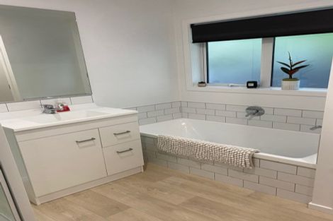 Photo of property in 33a Black Beech Street, Birchville, Upper Hutt, 5018