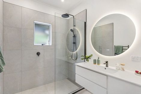 Photo of property in 85 Farnham Street, Mornington, Wellington, 6021