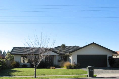 Photo of property in 18 Arataki Road, Havelock North, 4130