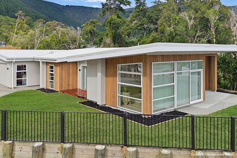Photo of property in 6 Homestead Avenue, Twizel, 7999