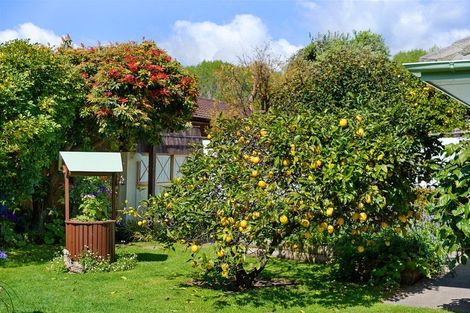 Photo of property in 14 River Glade, Waikanae, 5036