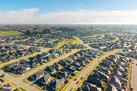 Photo of property in 11 Hoffman Street, Marshland, Christchurch, 8083