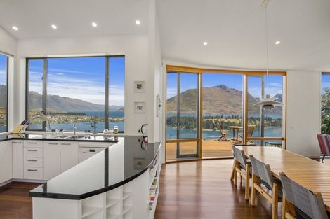 Photo of property in 20 Peregrine Place, Queenstown, 9300