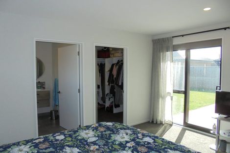 Photo of property in 5 Wykes Place, Amberley, 7410