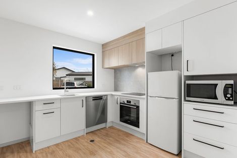 Photo of property in 2/304 Waterloo Road, Hornby, Christchurch, 8042