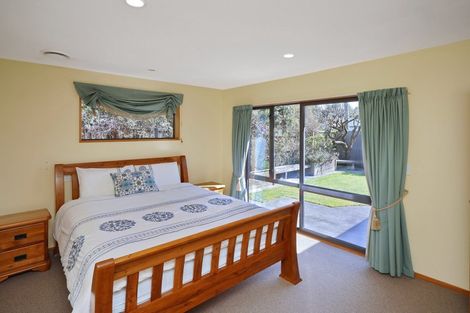 Photo of property in 82 Middleton Road, Upper Riccarton, Christchurch, 8041
