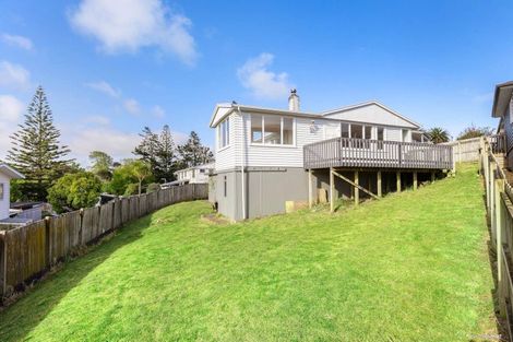Photo of property in 49g Lancaster Road, Beach Haven, Auckland, 0626