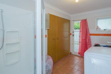Photo of property in 318 Te Moana Road, Waikanae, 5036