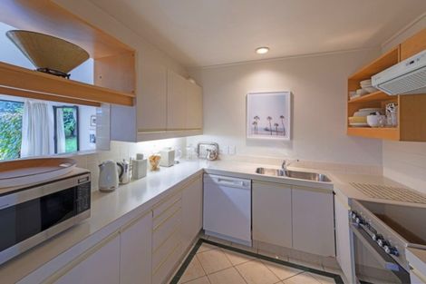 Photo of property in Highwic, 32u5 Hobson Street, Thorndon, Wellington, 6011
