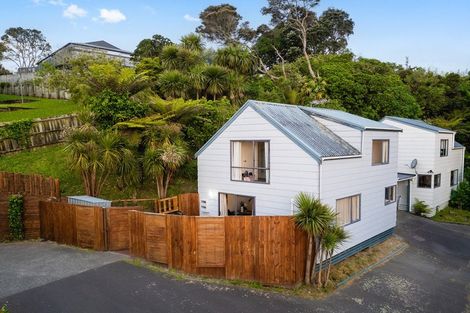 Photo of property in 1/147 Spinella Drive, Bayview, Auckland, 0629