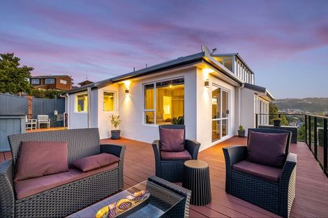 Photo of property in 20 Sailmaker Close, Whitby, Porirua, 5024