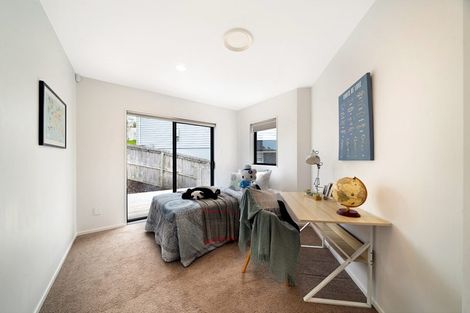 Photo of property in 55 Platinum Rise, Ranui, Auckland, 0612