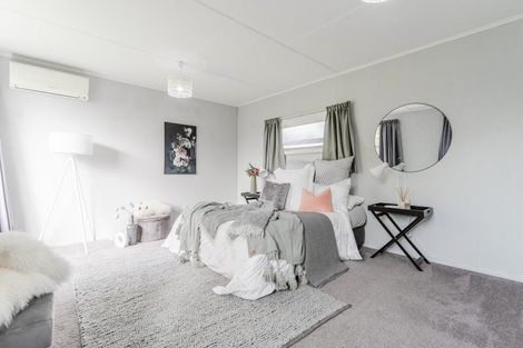 Photo of property in 21 Augustus Street, Carterton, 5713