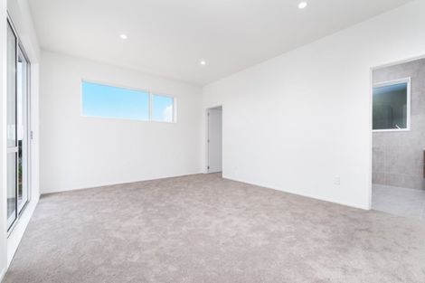 Photo of property in 1 Pheasant Close, Stanmore Bay, Whangaparaoa, 0932