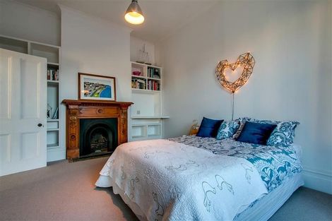 Photo of property in 8 Sale Street, Napier South, Napier, 4110