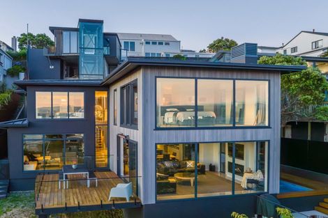 Photo of property in 14 Shalimar Crescent, Khandallah, Wellington, 6035