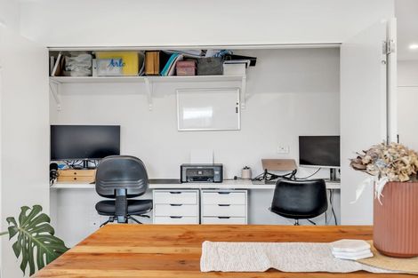 Photo of property in 13 Stackwood Avenue, Woodend, 7610