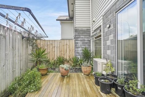 Photo of property in 215u3 Massey Street, Frankton, Hamilton, 3204