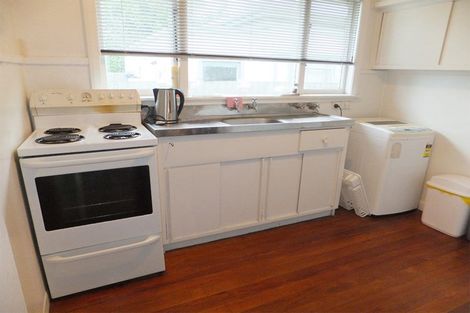 Photo of property in 8/23 Frederick Street, Waltham, Christchurch, 8011