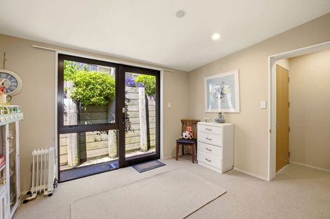 Photo of property in 4/3 Karitane Drive, Cashmere, Christchurch, 8022
