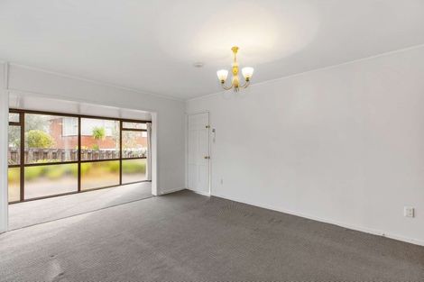 Photo of property in 5 Eyre Street, Henderson, Auckland, 0612