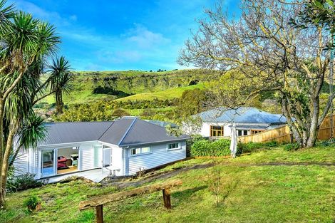 Photo of property in 53 Port Hills Road, Heathcote Valley, Christchurch, 8022