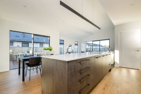 Photo of property in 32 Withers Crescent, Halswell, Christchurch, 8025