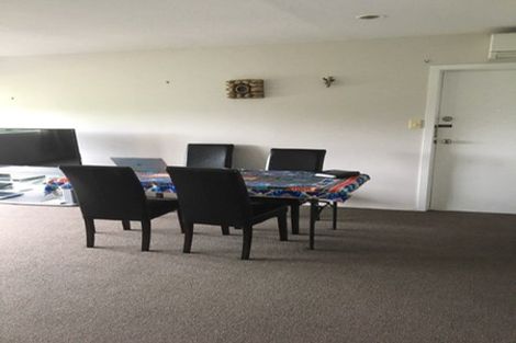 Photo of property in 4/107 Holly Road, St Albans, Christchurch, 8014