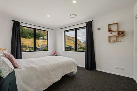 Photo of property in 59 Risinghurst Terrace, Lower Shotover, Queenstown, 9304