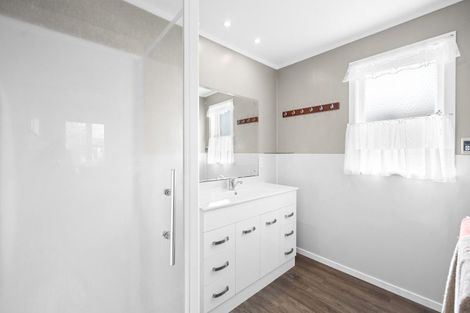 Photo of property in 69 Resthill Crescent, Glenview, Hamilton, 3206