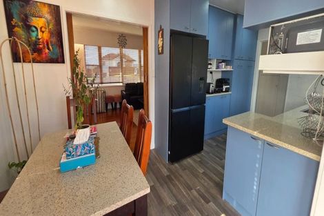 Photo of property in 211 Sturges Road, Henderson, Auckland, 0612
