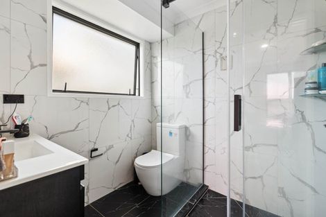 Photo of property in 19 The Enclave, Totara Heights, Auckland, 2105