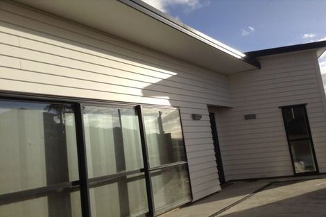 Photo of property in 57 Kirikiri Drive, Papakura, 2110