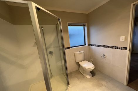 Photo of property in 37 Clover Drive, Henderson, Auckland, 0610