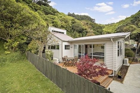 Photo of property in 5 Monmouth Way, Wilton, Wellington, 6012