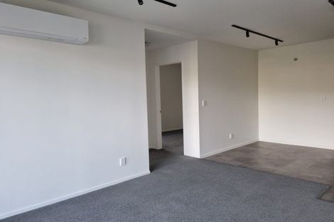 Photo of property in 63u3 Tiketike Way, Brooklyn, Wellington, 6021