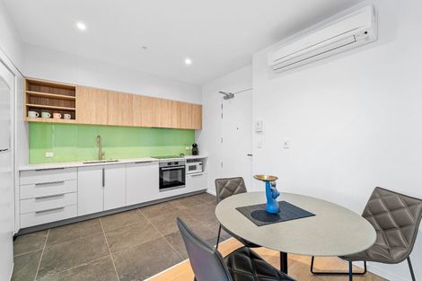 Photo of property in 1 Buscomb Avenue, Henderson, Auckland, 0610