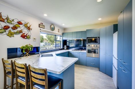 Photo of property in 27 King Street, Taradale, Napier, 4112